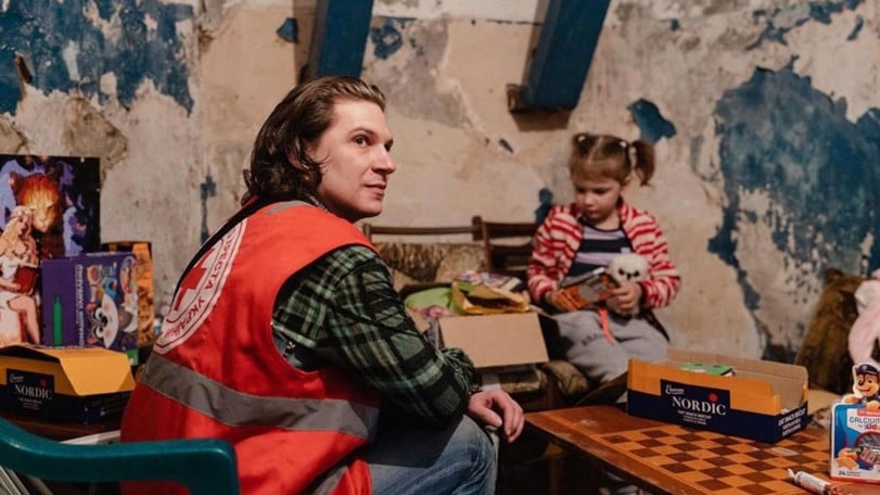 I två månader har tusentals människor i staden Charkiv tvingats leva i skyddsrum för att undkomma striderna.