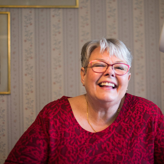 Hos oss kan du träffa andra i många sammanhang. Vi kan besöka dig som är äldre eller ofrivilligt ensam. Vi erbjuder även medmänsklighet och gemenskap genom en mängd andra aktiviteter och verksamheter.