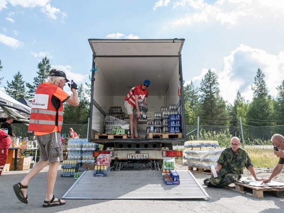 Svenska Röda Korset på plats vid skogsbrand i Ljusdal