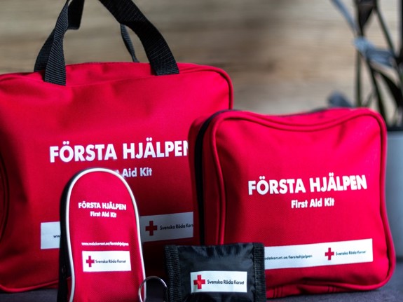 Röda Korsets första hjälpen-väskor