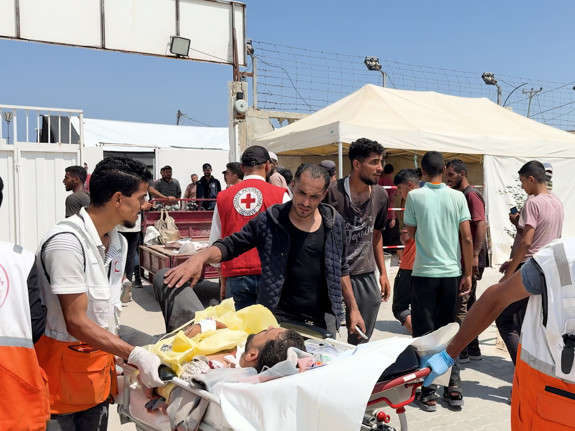 Fältsjukhuset i Rafah drivs av Röda Korset.