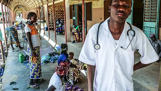 Malariadoktor i Burkina Faso