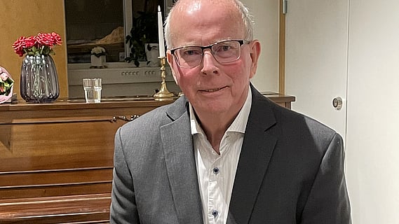 Berth Nilsson som föreläste om sina insatser på olika ställen i världen bland annat för Röda Korset