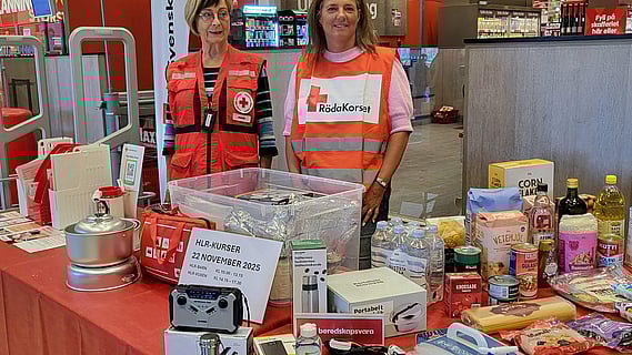 Vi delar praktiska råd och visar material för hemberedskap 