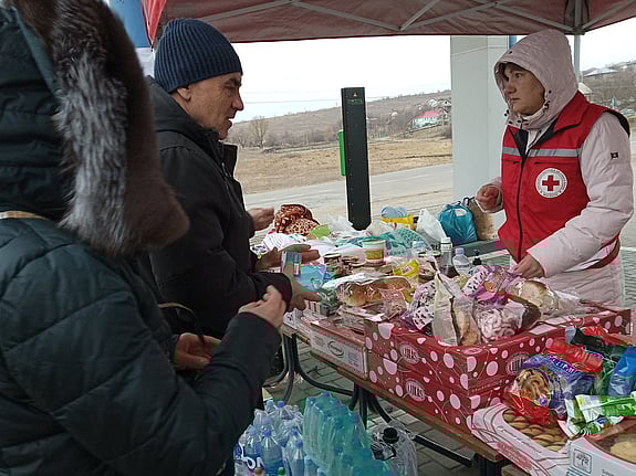 Volontärer hjälper i Moldavien