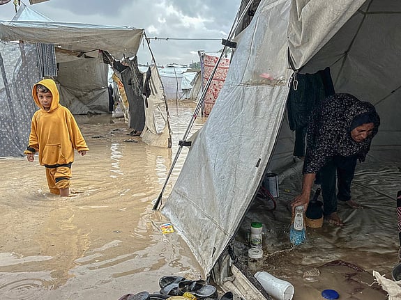 Samira och hennes dotter i Gaza.