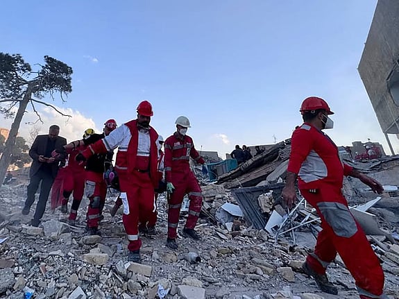 Räddningsarbetare i Iranska Röda Halvmånen