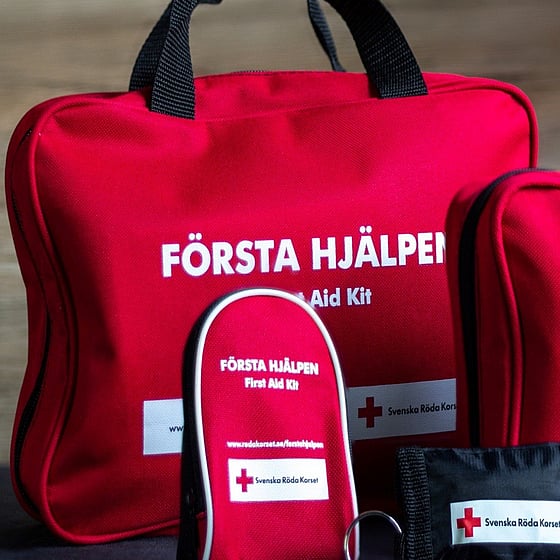 Röda Korsets första hjälpen-väskor