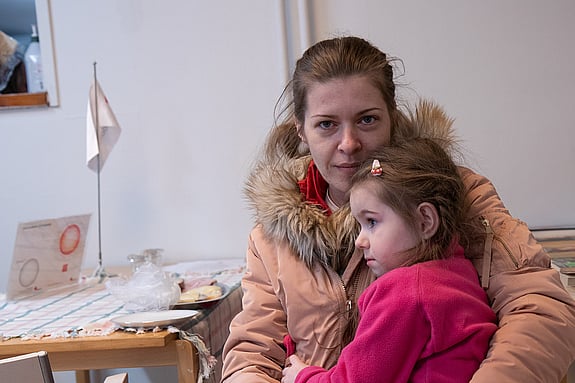 Iryna Diemientova och 5-åriga dottern Arina