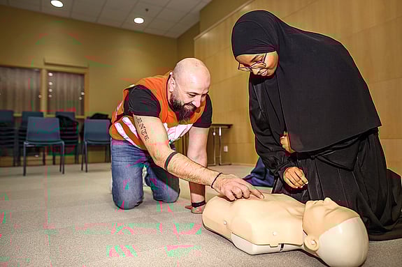 Övningstillfälle i första hjälpen