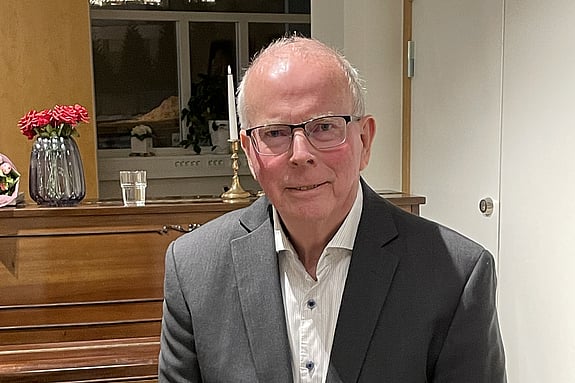 Berth Nilsson som föreläste om sina insatser på olika ställen i världen bland annat för Röda Korset