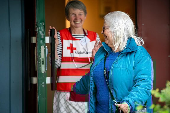 Svenska Röda Korset Södermalm fortsätter med sina populära bussutflykter för seniorer.